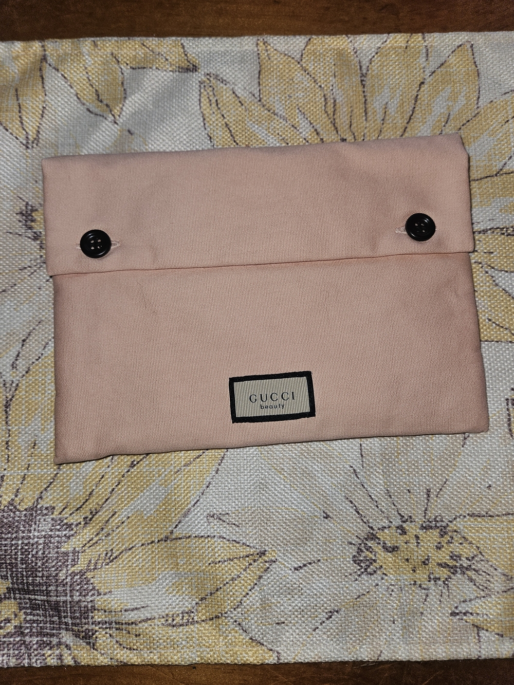 Gucci Beauty Clutch